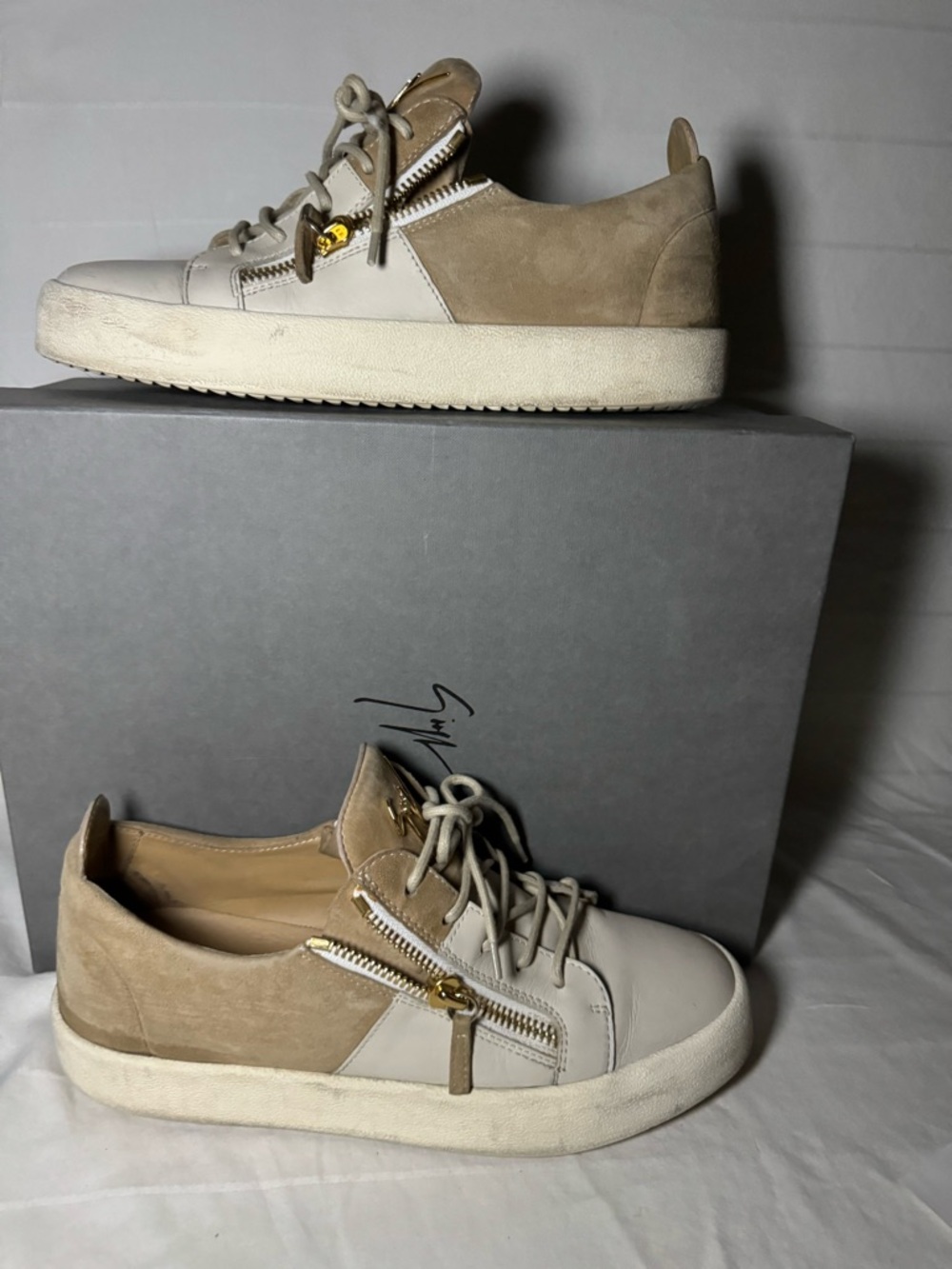 Giuseppe Zanotti Men’s Beige & Tan Suede Leather Low-Top Sneakers